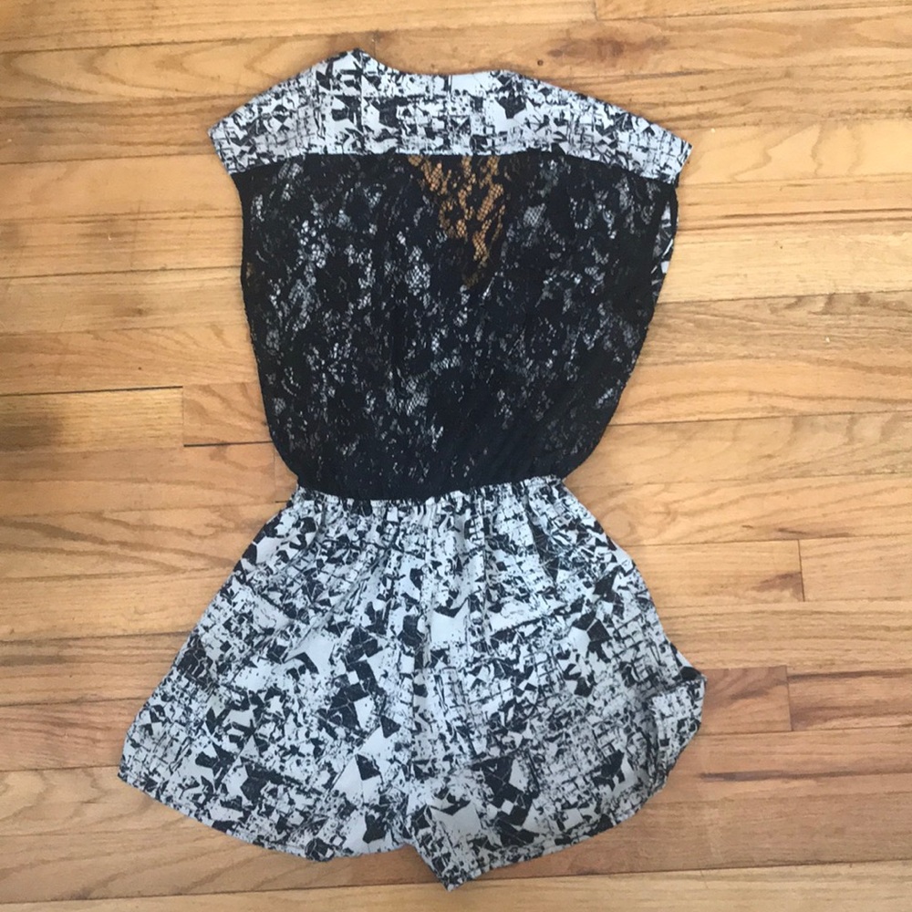 Soprano romper - Picture 2 of 4